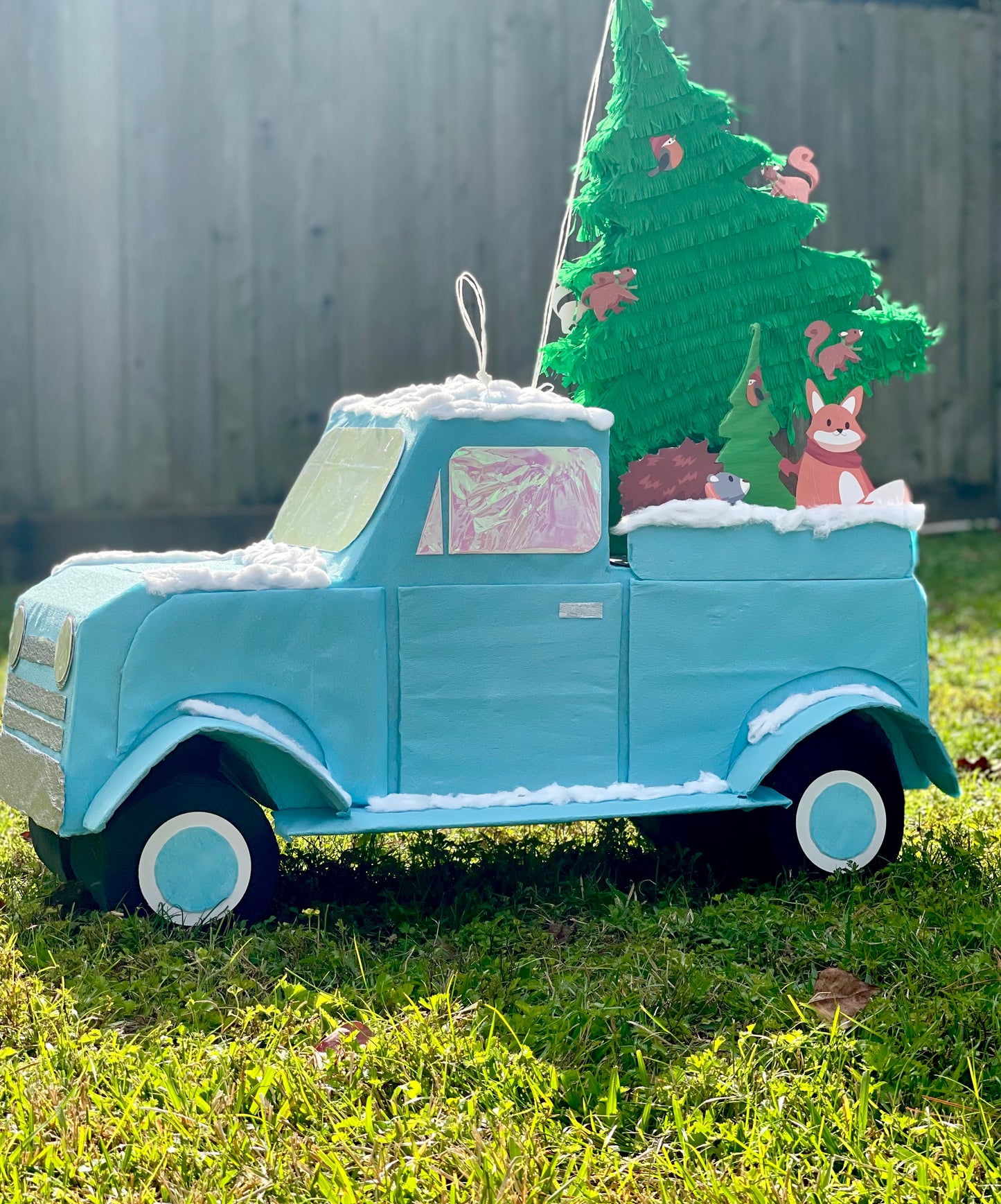 Christmas Vintage Truck Piñata